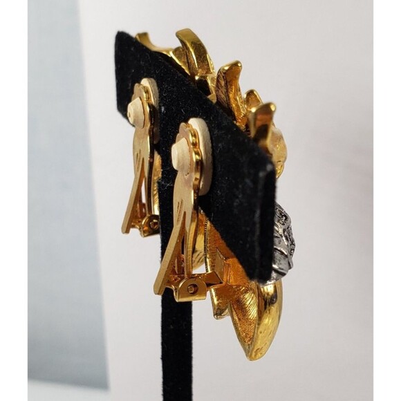 Vintage 1990's AVON Large Gold Silver Tone Acorn Leaves Clip on Earrings - Picture 7 of 11